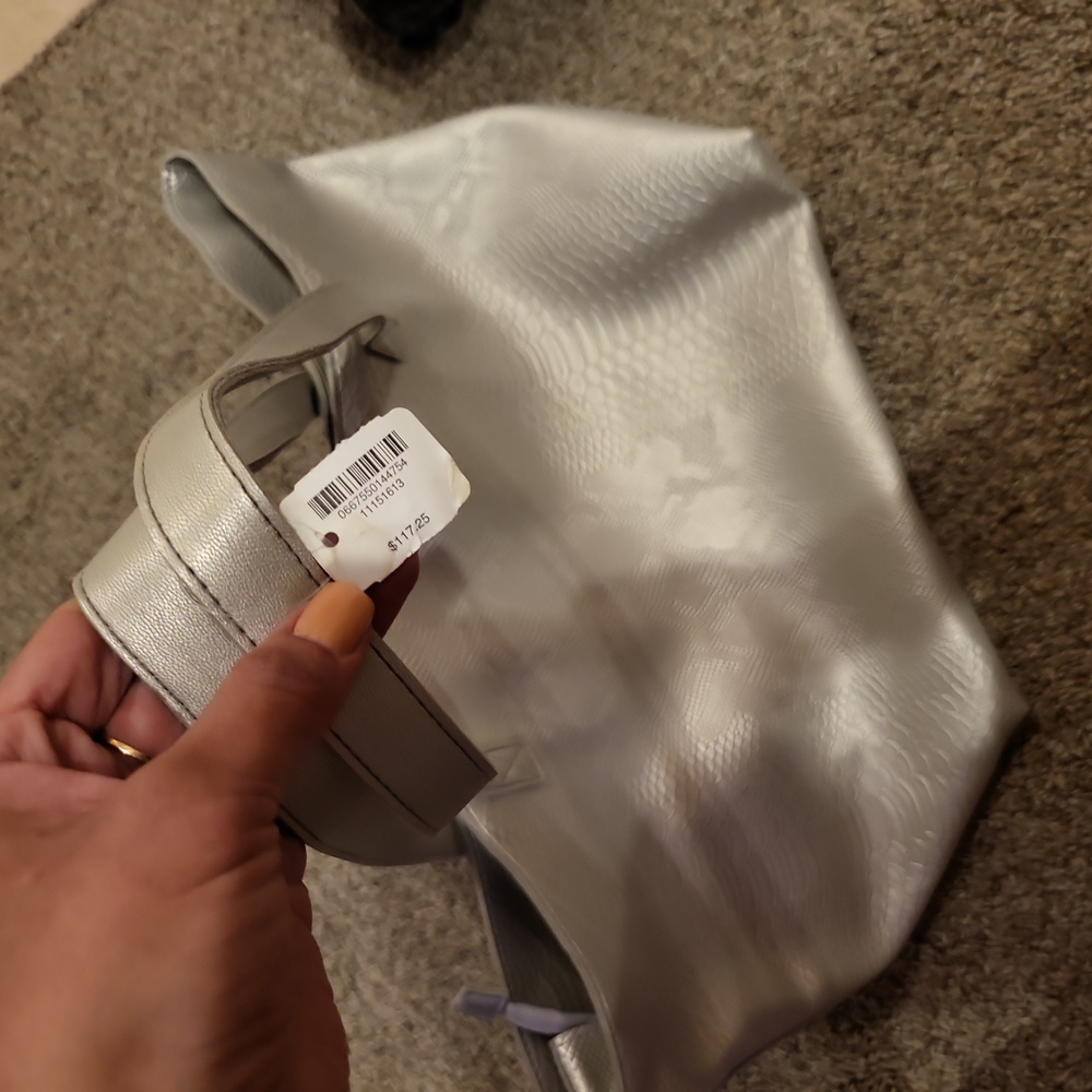 Large tote - Picture 3 of 4